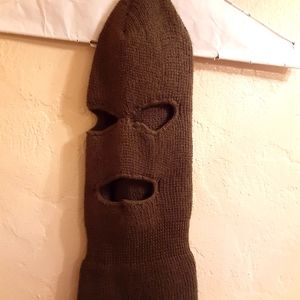 Men's Winters face Scully